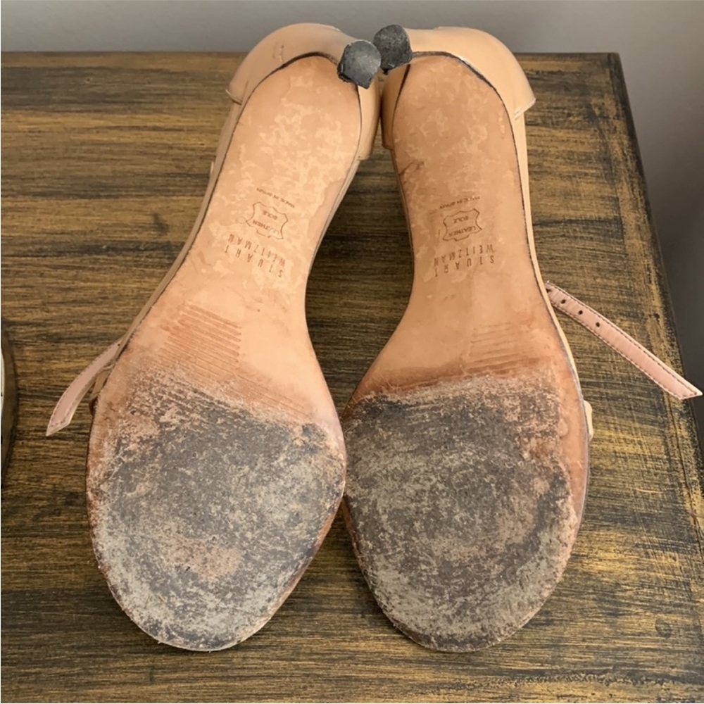 Stuart Weitzman Nude Patent Leather Heels - Picture 2 of 2